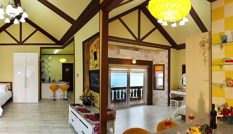 Rainbow Hill Pension Namhae Exterior photo